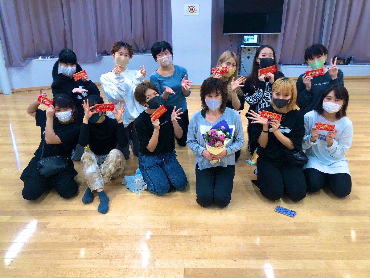 日本工学院DP科のJAZZを長年支えて頂いた天宮先生が本日ラストレッスンでした😢4期生から11年間も教えて頂きました。天宮先生本当にありがとうございました‼️🙏