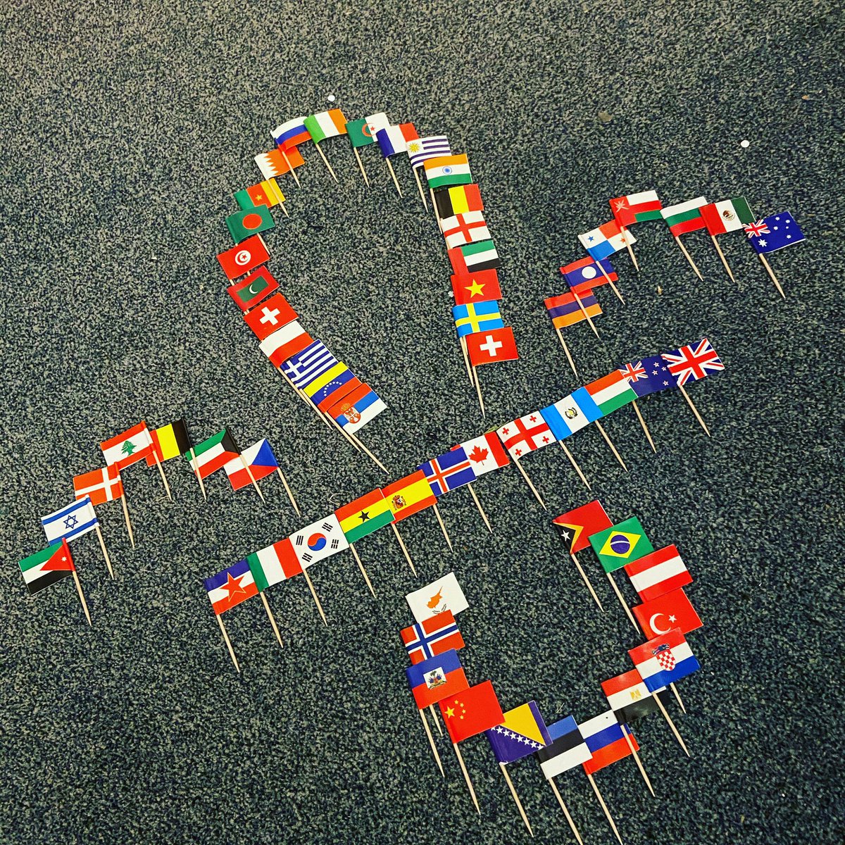 altruisticjack's tweet image. On Founders Day we have been asked to #ThankTwo for @UKScouting 

#ThankTwo to my explorer leader team who have met every week in lockdown

#ThankTwo to my new WSJ family! #DrawYourDream