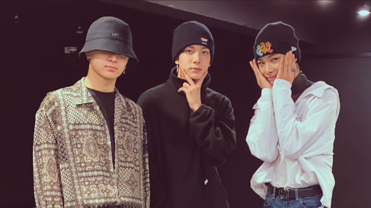 SupportEnhypen's tweet photo. #ENHYPEN: [Dance Jam Live- 210222] cuts 📷 https://t.co/mlr7BNlfbW