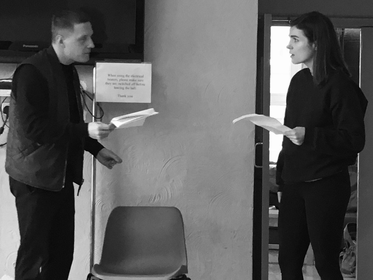 MiriamLucia5's tweet photo. Actors at play - flexing that muscle #clerkenwellactorsstudio #scenestudy #castingprep #coldread #auditionprep @Sashadfrost @JamesFarrar @DanielOldroyd1 https://t.co/pK6hndSjDO