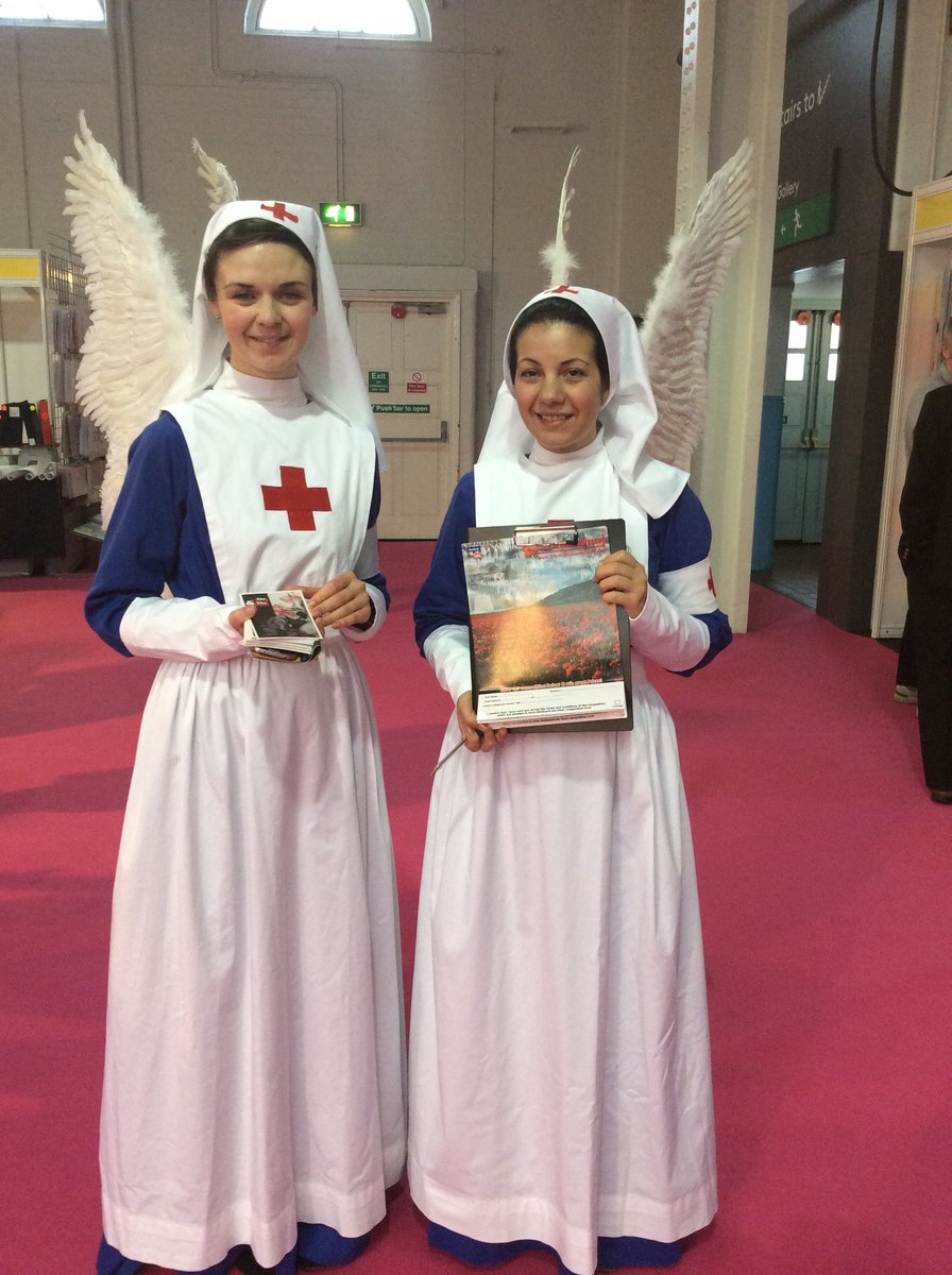 FamilyTreeUK's tweet photo. My phone just reminded me that 7 years ago this week I was at #wdytyalive 😢. Missing that show. Missing a show. Missing just mingling. #genealogy #ancestryhour https://t.co/fs6xb76uhb
