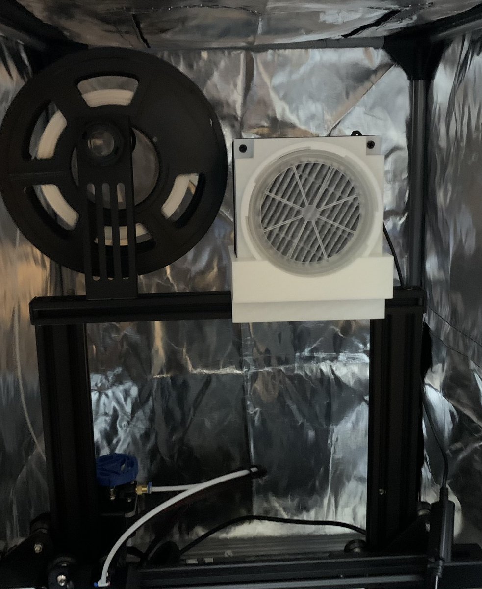 とーわ 自作空気清浄機 フィルター排気側につけちゃったのは少し失敗した