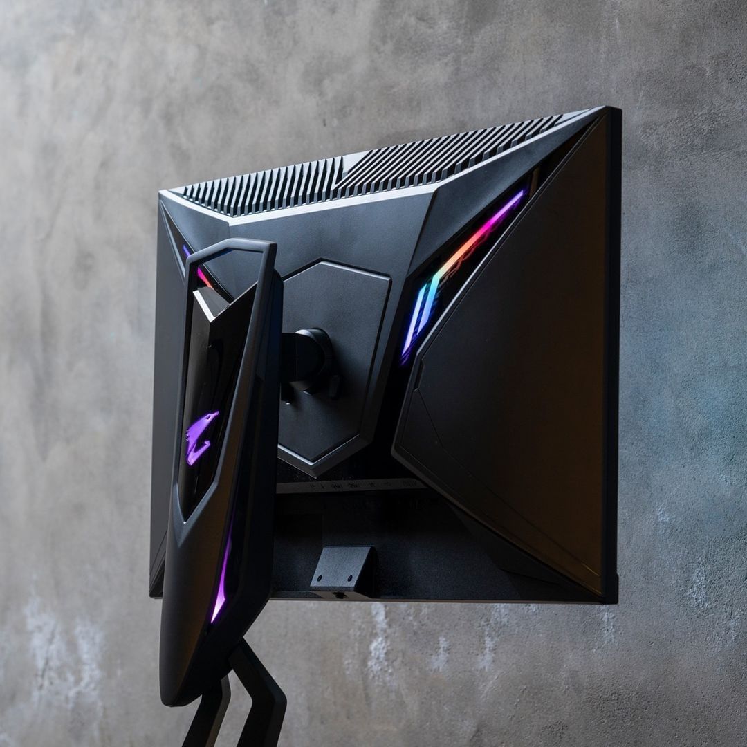 AORUS_BNLX's tweet photo. Ik zweer het schatje, die foto van je achterkant wil iedereen zien. 😂
Check de review van de FI27Q-X bij Tech Testers: https://t.co/HJYKSF5aF0
#FI27Q-X #GIGABYTE #AORUS #Monitor #GamingMonitor
#gaming #pcgaming #gigabytemonitor #aorusmonitor #pcgamingsetup #pcsetup #pcgamer https://t.co/TdoncY1y4U