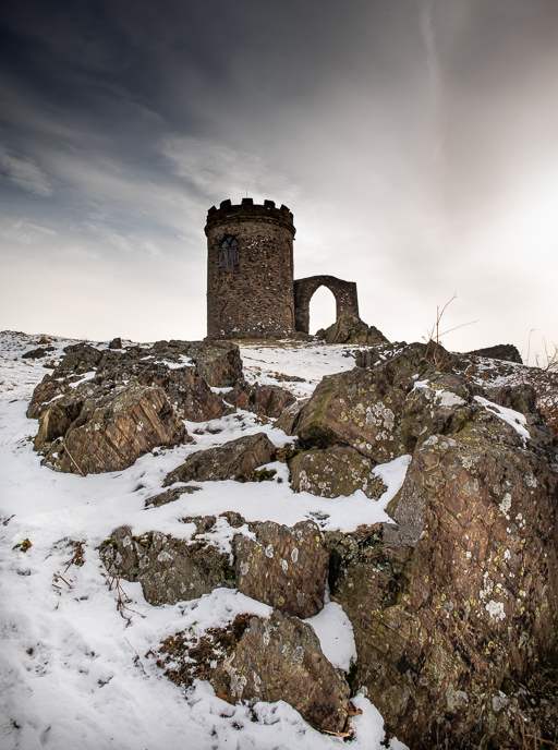KjePhotos's tweet photo. Old John Circular, Leicestershire in the snow ❄️

#landscapephotography #landscape #winterstorm2021 #StormHour #ThePhotoHour #mondaythoughts #SnowHour https://t.co/y3bEPrA4W4