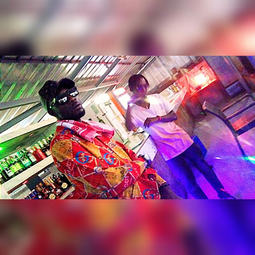 1big_x_'s tweet image. Jos Twitter Hangout #JosTweetIt was massive
Respect to @ChillersKabin for the luv &amp;amp; support
I performed "My Brand" 
Stream on platforms (Link in bio)