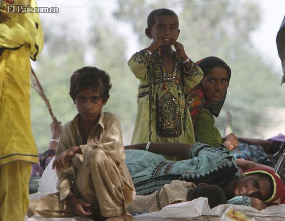 RRmpinero's tweet image. Tu vida tiene mucho valor para ti y los que te aman pero,vale más que la vida de ellos? El valor de una vida, es la vida que valoras. Los ejércitos y las armas producen hambre en el mundo.#notarmy #notwar