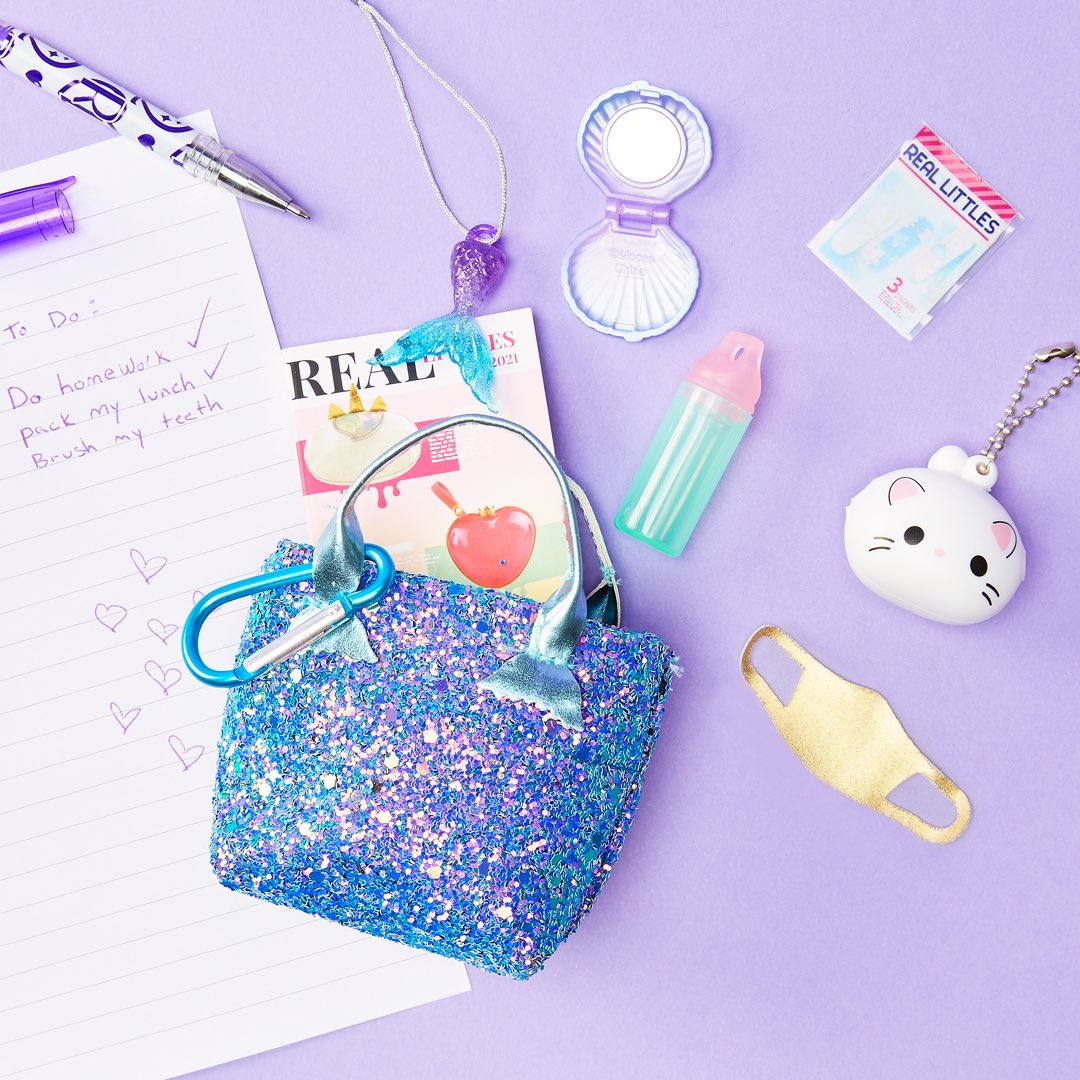 Claire's on X: Real Littles handbags are really cute! 💖 Each trendy style  comes with 6 mini accessories like a compact mirror, a pen, or hair clips.  Collect them all! #ItsAtClaires  /