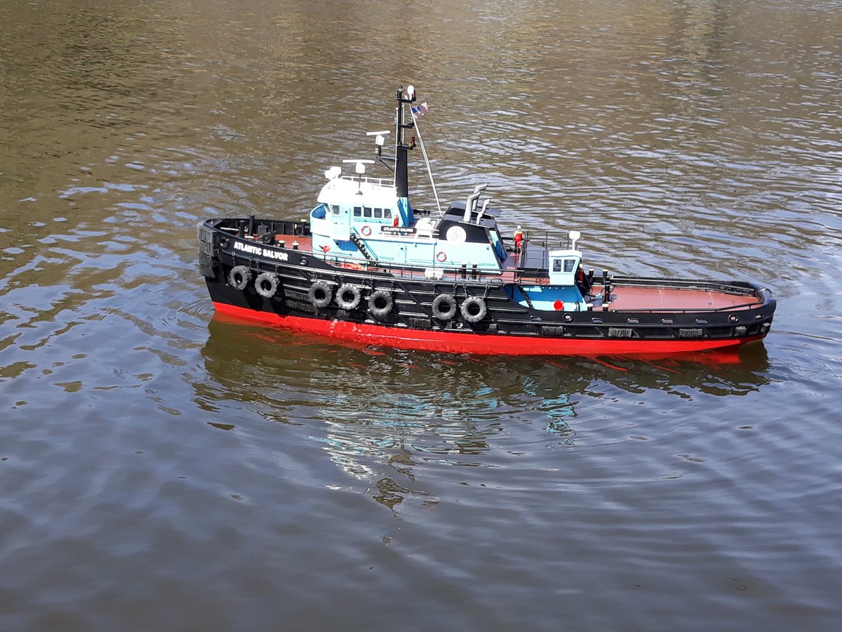 DonjonMarine's tweet photo. Photos of a model replica of the tug Atlantic Salvor kindly provided by Michael R Fritschie. https://t.co/4wqxmLlxQ2