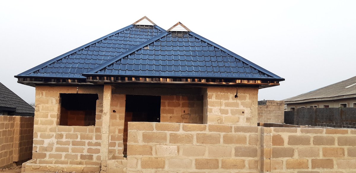iam_Reedone's tweet image. I too sabi this Aluminum roofing thing. 

Please help me Retweet, my customers full your timeline 😭😭
