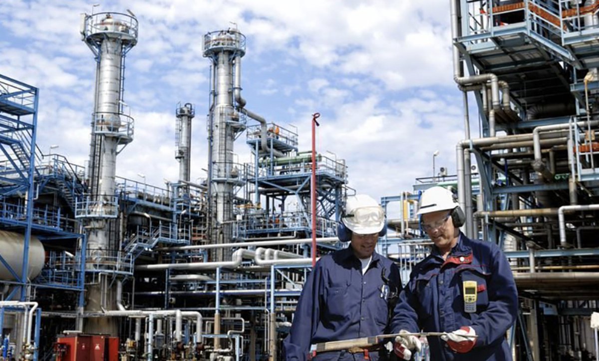 RajantCorp's tweet photo. #oilandgas - Control over market swings and stabilization of operations starts with the right network. That's where @RajantCorp comes in switching from traditional manual, non-integrated processes to an automated, integrated, and mobile solution for #IIoT. https://t.co/ykbpvnakBo https://t.co/enisufaQMS