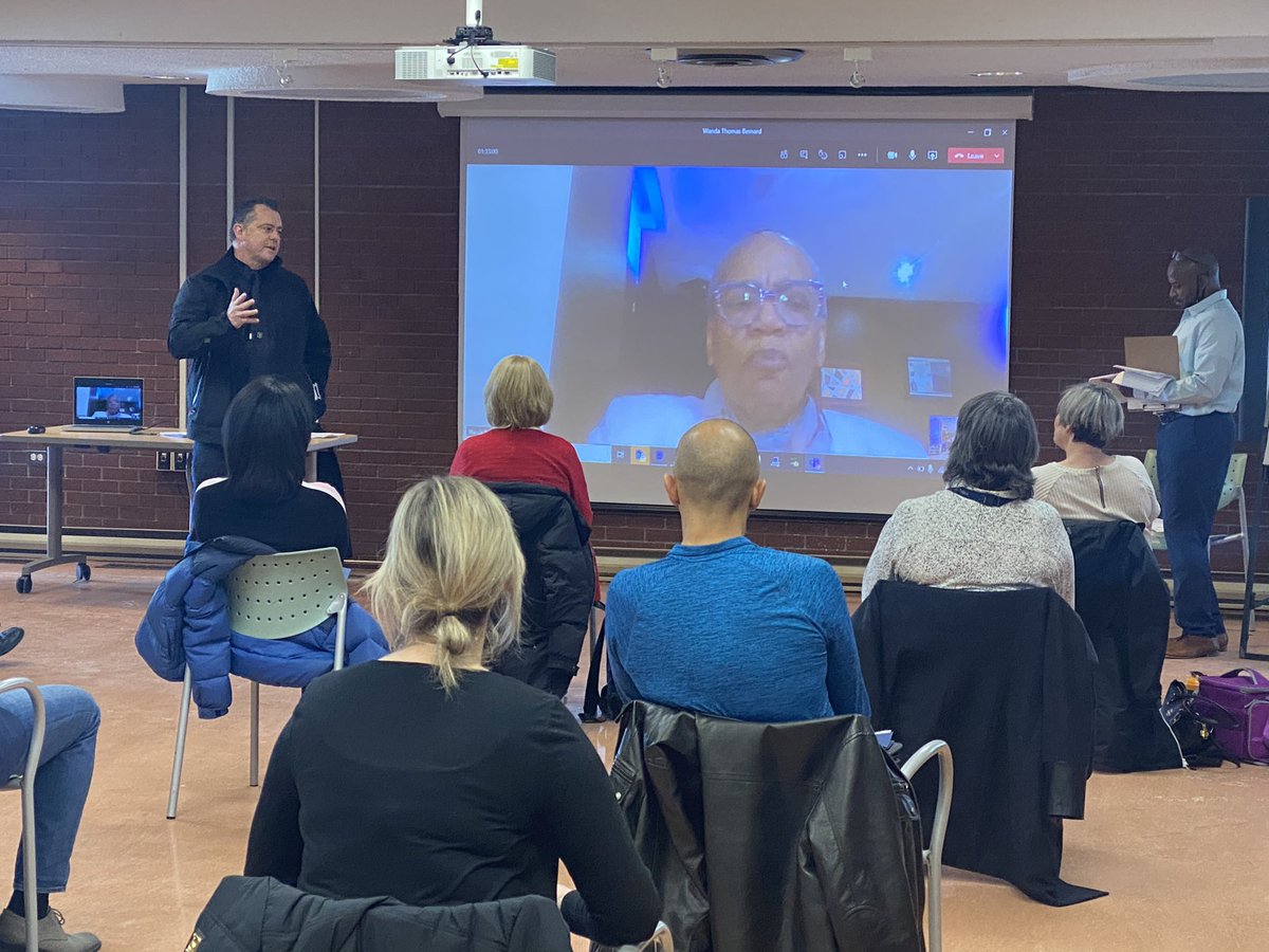 DanielJKinsella's tweet image. Pleased to kick off the next class of @HfxRegPolice “Journey to Change” training during #AHM2021. Thank you @SenatorWanda for ongoing guidance &amp;amp; for opening today’s sessions. Members are learning directly from ANS leaders to help drive change we need to see. #CommittedToChange.