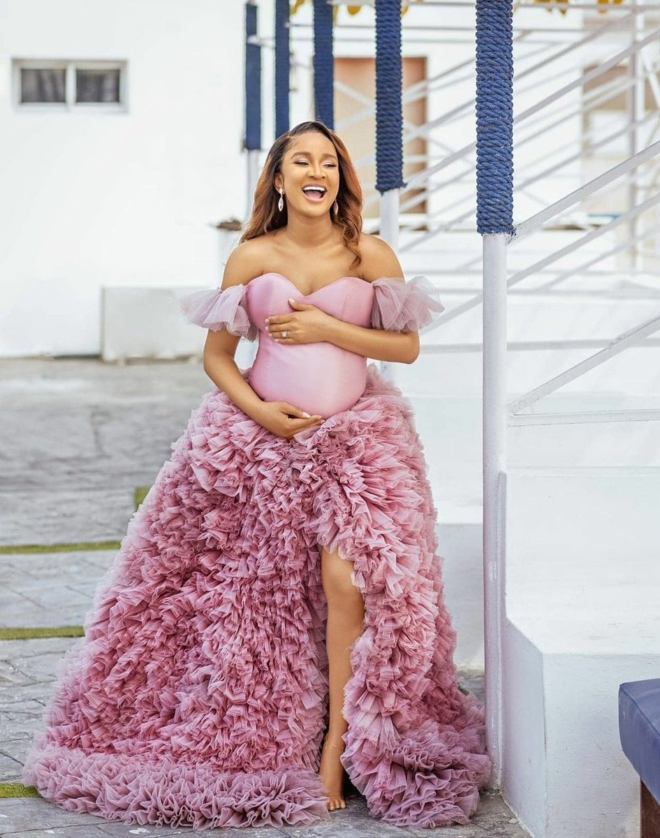 CsgvConsults's tweet photo. Happy Birthday #Adesua and congratulations to you and #bankyw
May this day bring countless happiness and endless joy and live with peace and serenity Wellingtons❤
#kano #bobbyshmurda #blacchyna #bovi #csgv #themainceos https://t.co/s1U5qaIsPO