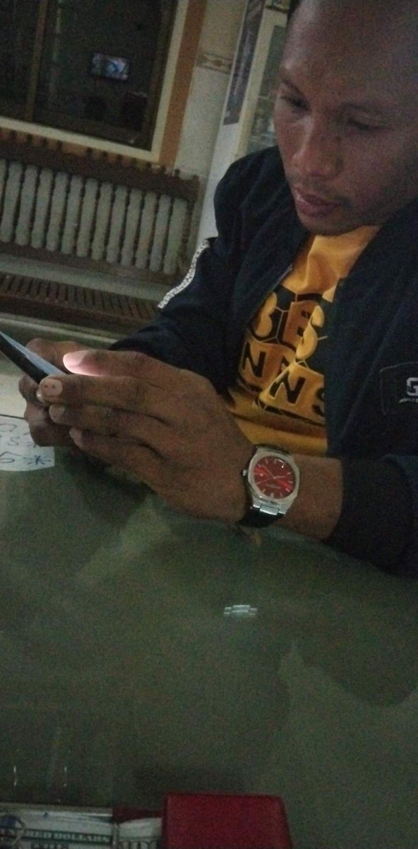 បុរស់ពិត tweet media
