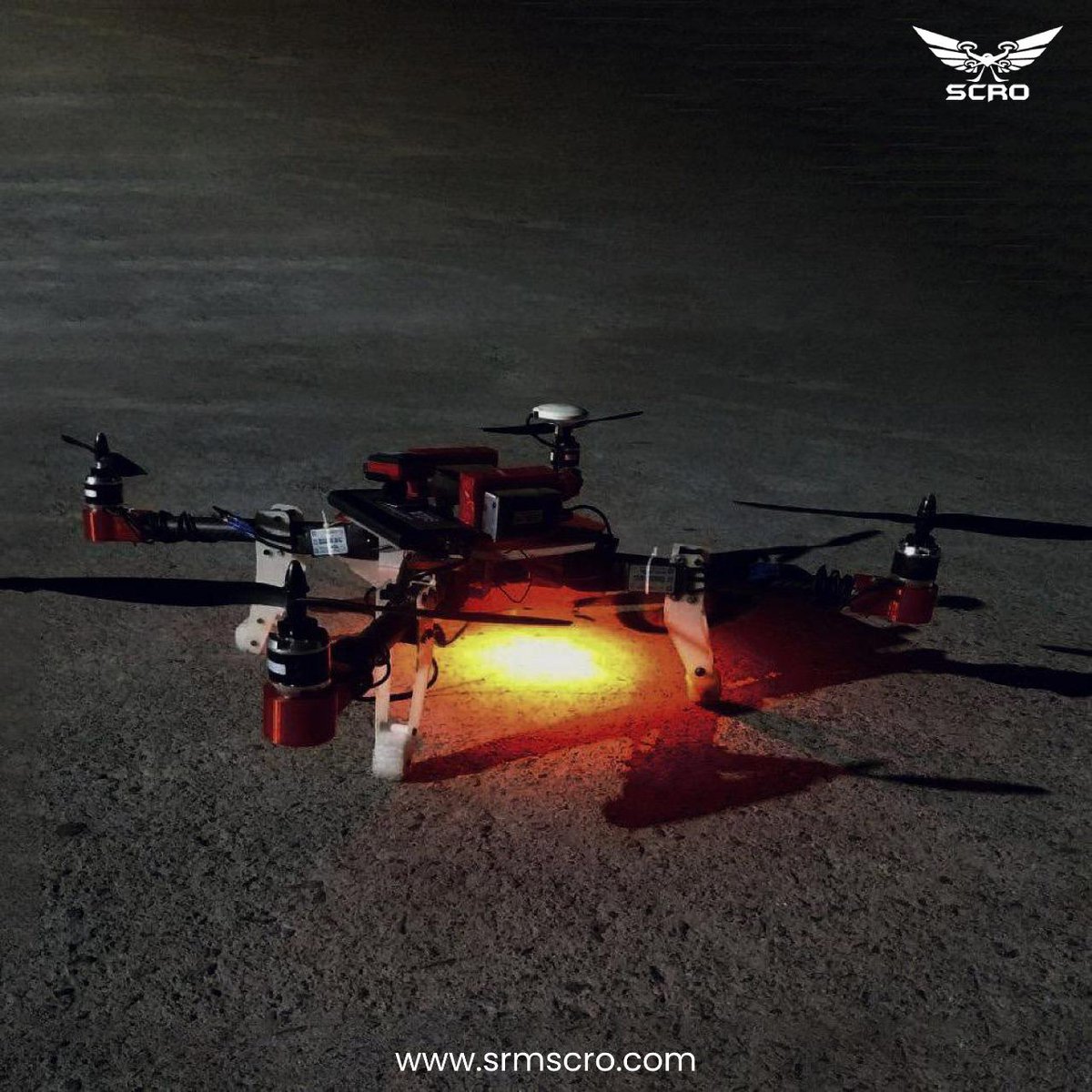 srmscro's tweet photo. #SCRO worked on a project called #AGRIDRONE. This #Drone is manually made to recognize the affected crops by utilizing multispectral sensors.
An agrarian #copter was fruitful to keep up the upper hand in steadily evolving world. 
#technology #agriculture https://t.co/W8S4cazbgD
