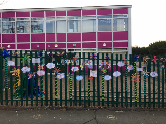 stpaulschooln11's tweet photo. We've been thinking about HOPE and its meaning. We wanted to share pupil's messages of HOPE with the whole community.​ We have called it ‘HOPE SPRINGS ETERNAL’ reminding us things will change. As Spring approaches, we believe the world will open up as a safer place for us all. https://t.co/MRpnOeBI8U