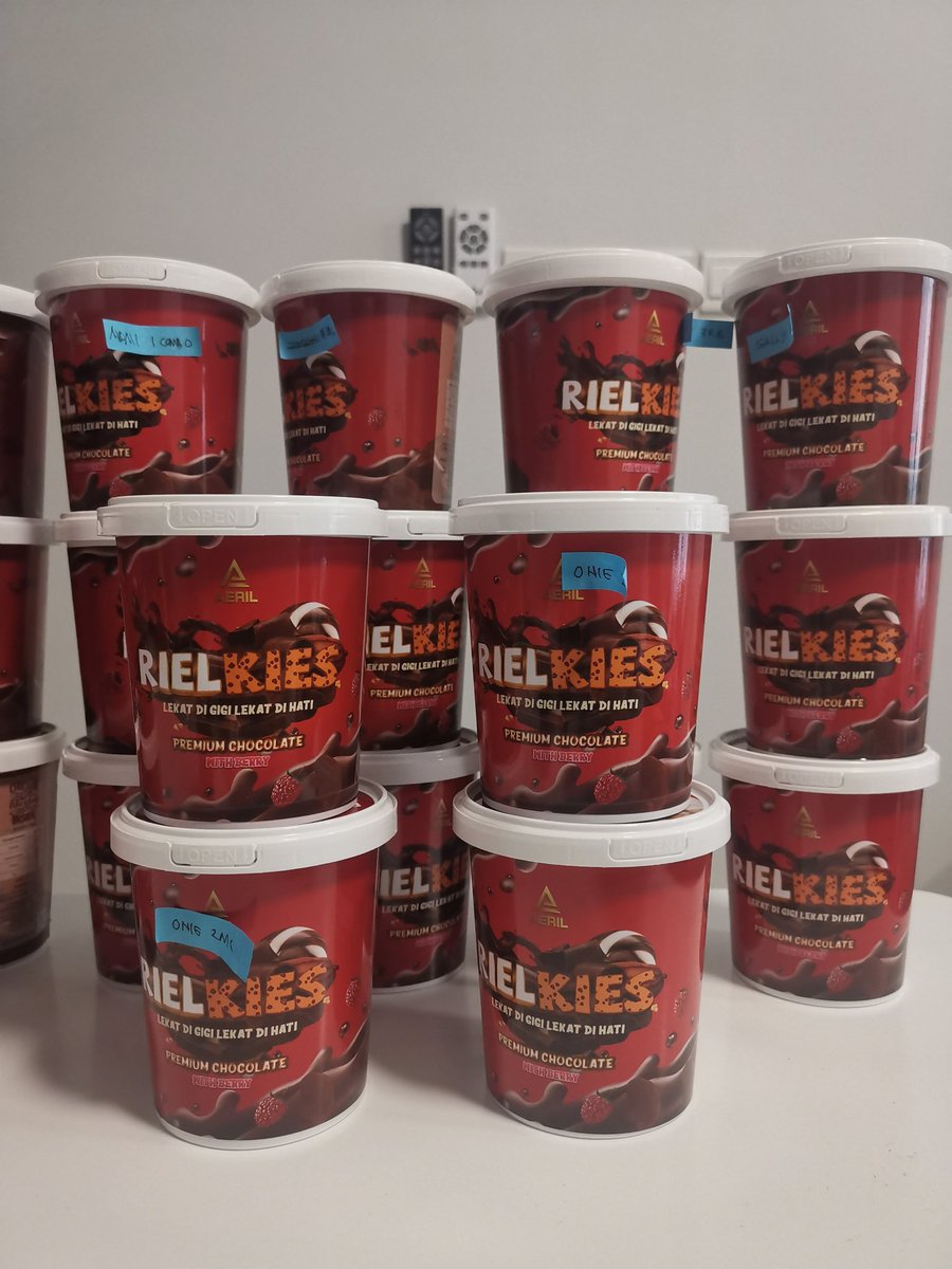 penaberkala's tweet photo. Malam ni COD sekejap untuk customer yang order hari ni especially area KL. Thank you semua π
Nak order?
https://t.co/pwtQKAH76O
#rielkies https://t.co/EiZhR0Ku4x