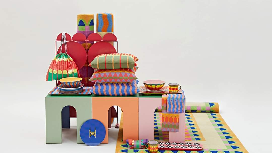 LlcWorkspaces's tweet image. Architectural Digest's 6 design trends of 2021
1. JOY
2. SQUIGGLES AND WIGGLES 
3. TRANSPARENCY
4. BLACK KITCHENS
5. PERSONALIZATION AND SELF-EXPRESSION 
6. POSTMODERNISM
intentionalworkspaces.com

architecturaldigest.com/story/interior…

#intentionalworkspaces #interiordesign #designtrends