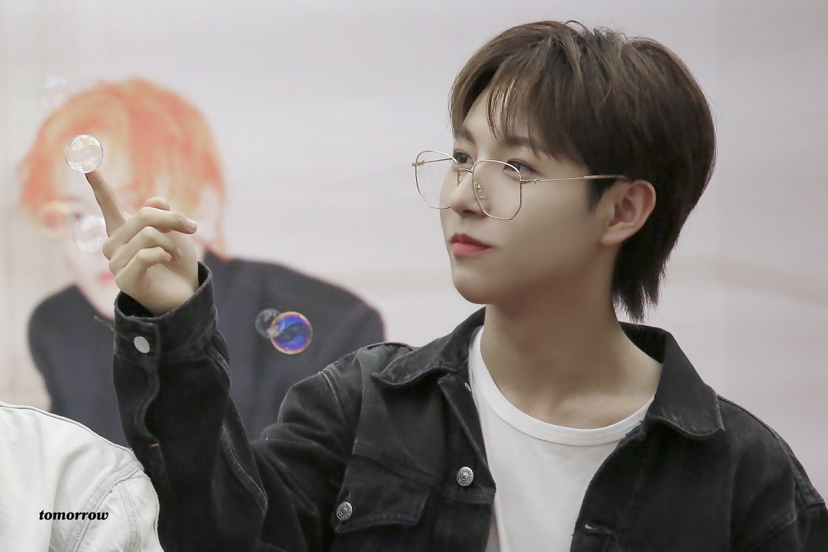 Tomorrow0323's tweet photo. 190817 코엑스 팬싸 
#NCT #NCTDREAM  #RENJUN #런쥔 #黄仁俊 https://t.co/kGtiZ82tME