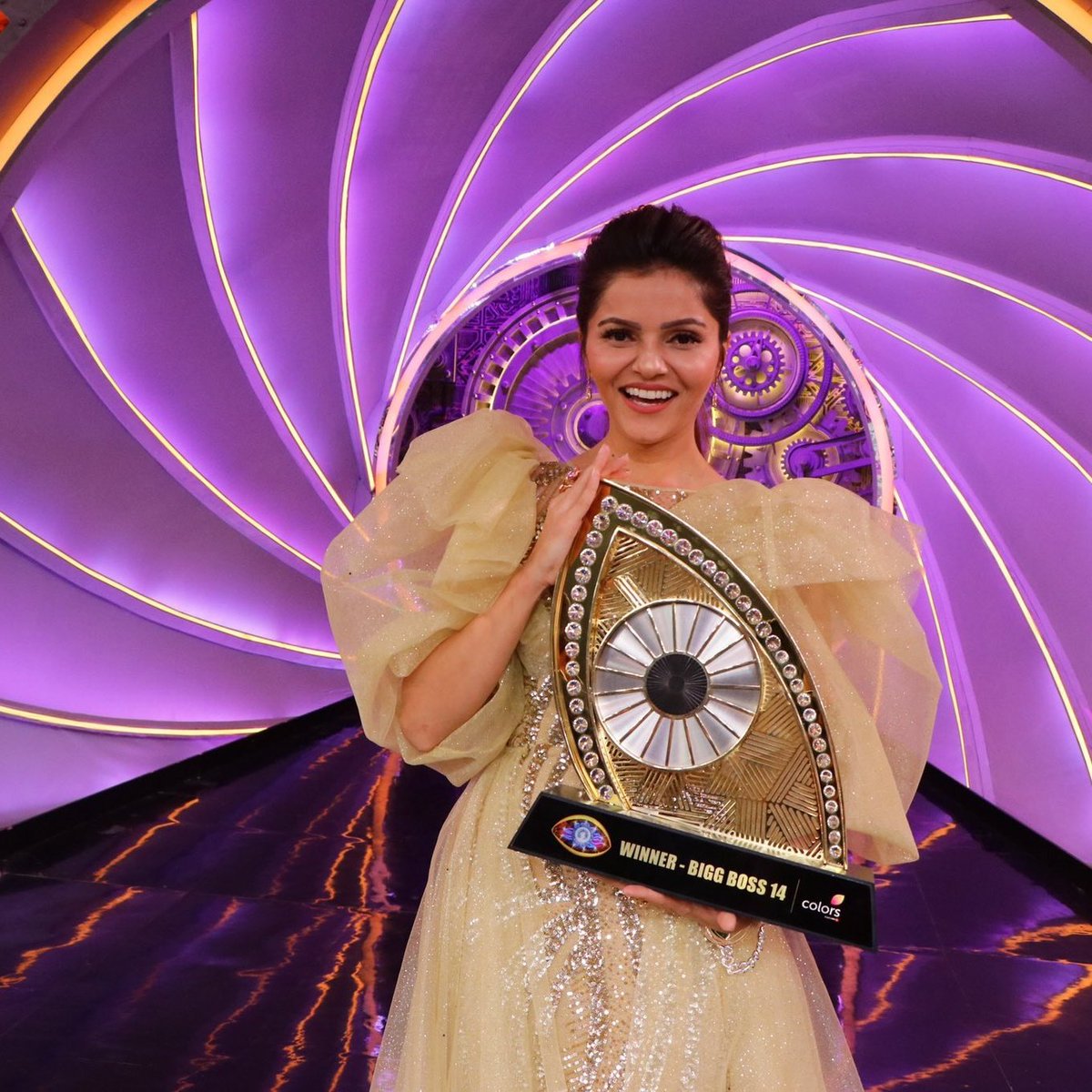 Praavi1's tweet image. #NewProfilePic