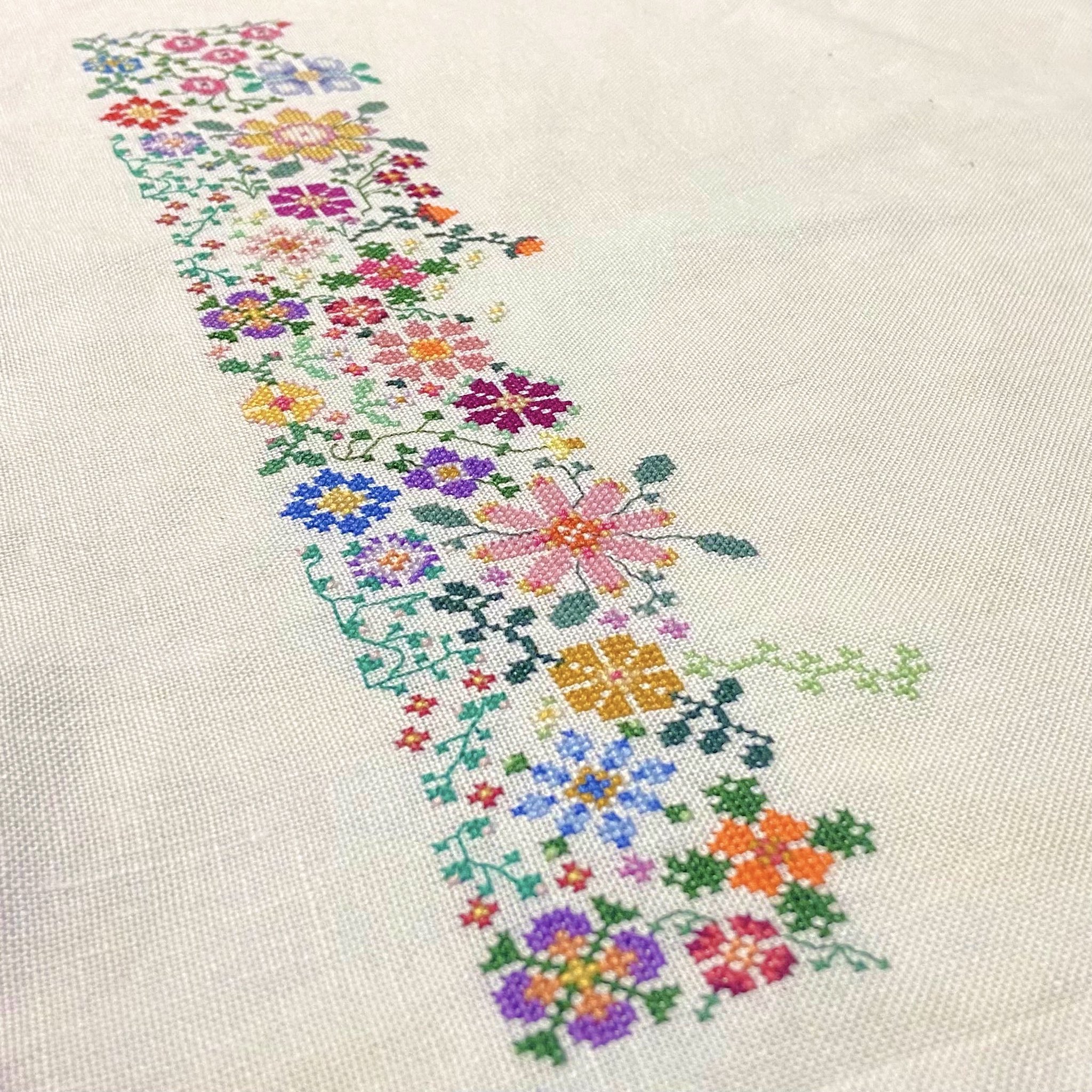 Ultimate Floral CROSS STITCH/クロスステッチ Amazon.co.jp: Ultimate Floral Cross Stitch : 本