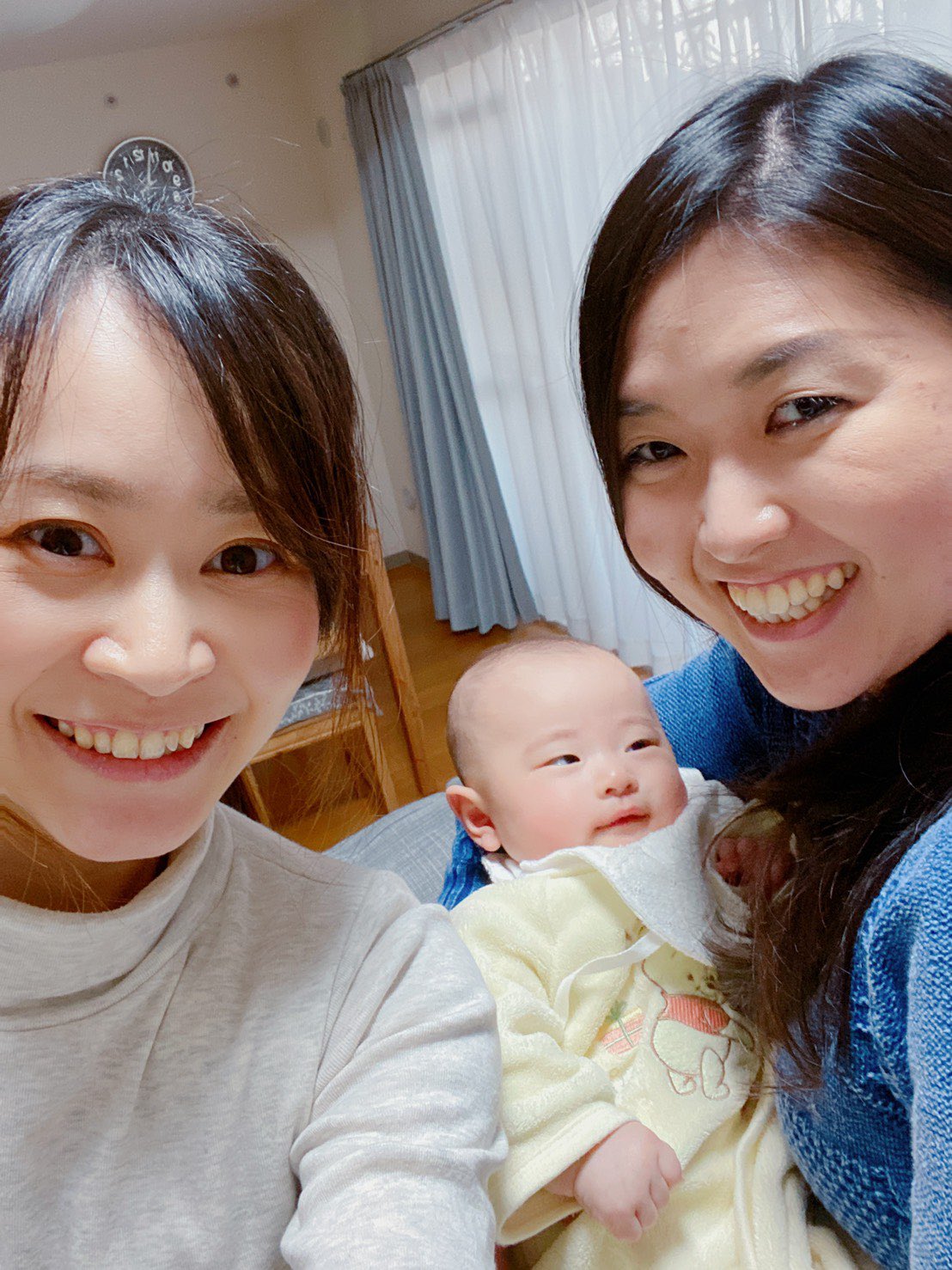 三浦亜珠海 俳優の先輩にお子さんが産まれたとの事で 遊びに行かせて頂きました めちゃくちゃ可愛いかった 赤ちゃん 可愛い 生後3ヶ月 T Co Flzwdrk87v Twitter