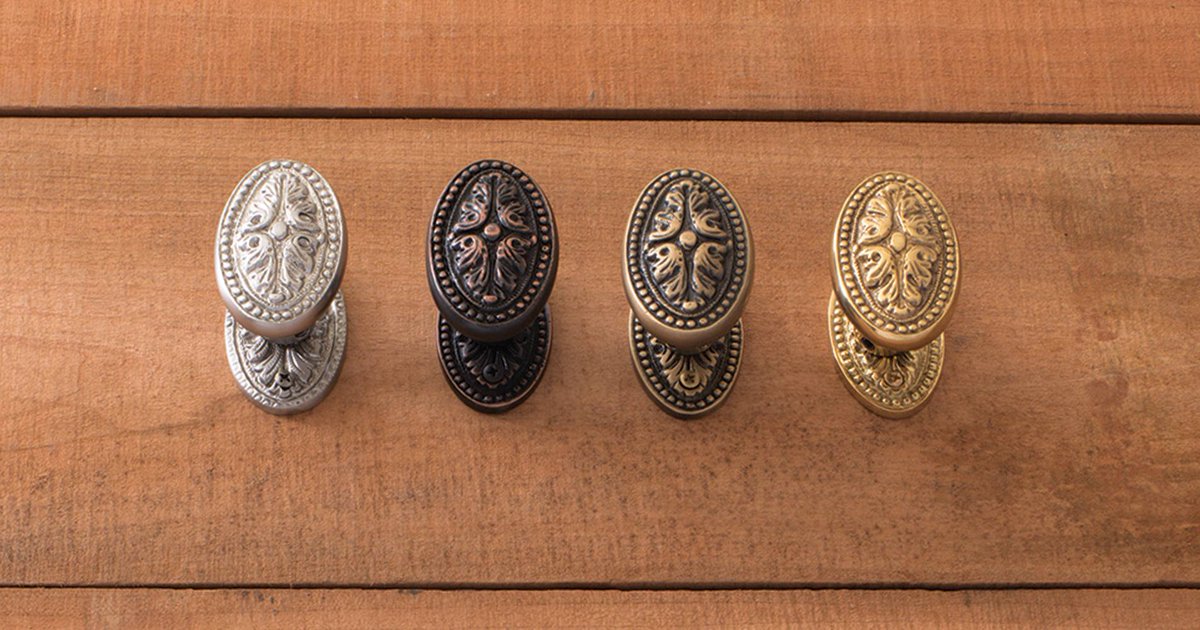 brassaccents's tweet photo. Avalon Collection – This intricately forged oval knob can be seen on a plate similar to our L'Enfant Collection in the P&amp;F Corbin Catalog of 1923. https://t.co/my8Ts455pH

#AvalonCollection #SolidBrassAccents #BrassAccents https://t.co/bKJ4WxAMZB