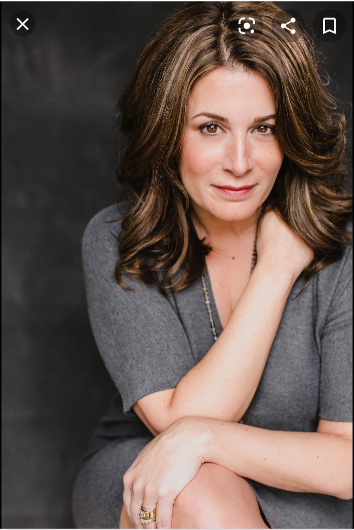 Happy 51st birthday to Nicole Oliver. 