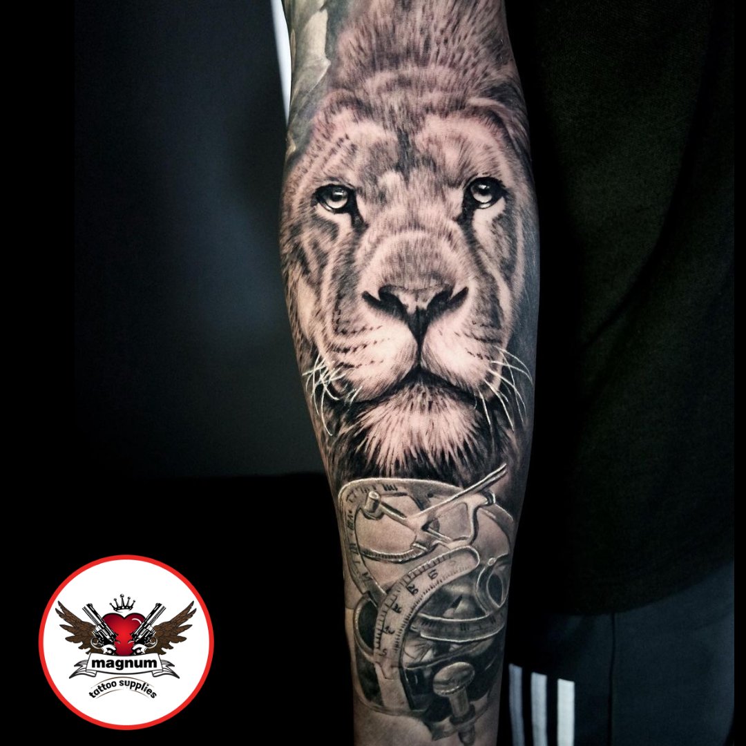 LION AND COMPASS TATTOO    lion  Lillys Fine Tattoo  Facebook