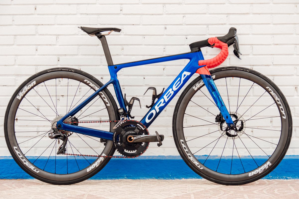 Power. Aerodynamics. Lightweight. 🚀

Welcome onboard Full Speed Ahead and Vision 🔥

🎥 youtu.be/tEKvQ-dEx9M 

#Alwaysahead #winwiththewind