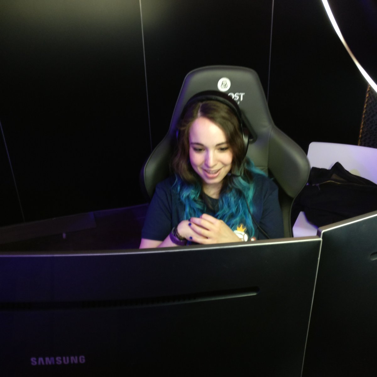 AxelGekiere's tweet image. 2020 &amp;amp; 2019 in onze streaming booths #alwaysrepresent