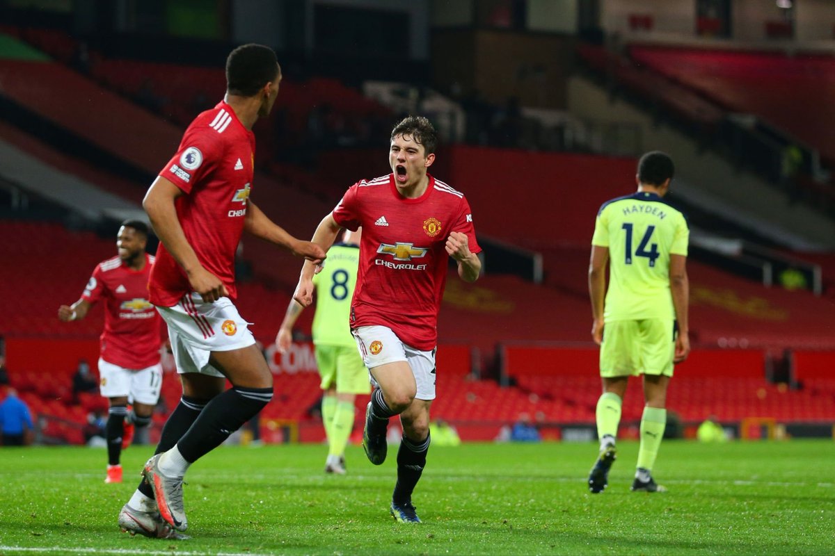 OLHA ELE AÍ! 🔥
Daniel James marcou gols nos últimos três jogos em que esteve em campo pelo Manchester United.
O meia-atacante fez gols contra o Southampton, contra a Real Sociedad e contra o Newcastle.
#ManUtdBR #ManchesterUnited #MUFC https://t.co/OZmztyP0NF