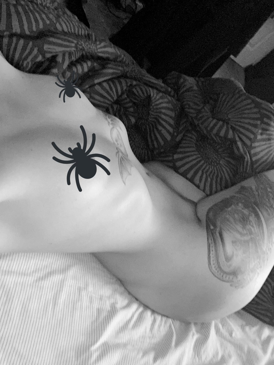 wolfkitten13's tweet photo. Lazy Monday!! Woke up so hungry for my Wolf!!! See more on my OnlyFans...    https://t.co/MMZzKPYWVt https://t.co/VqGEg2aXV1