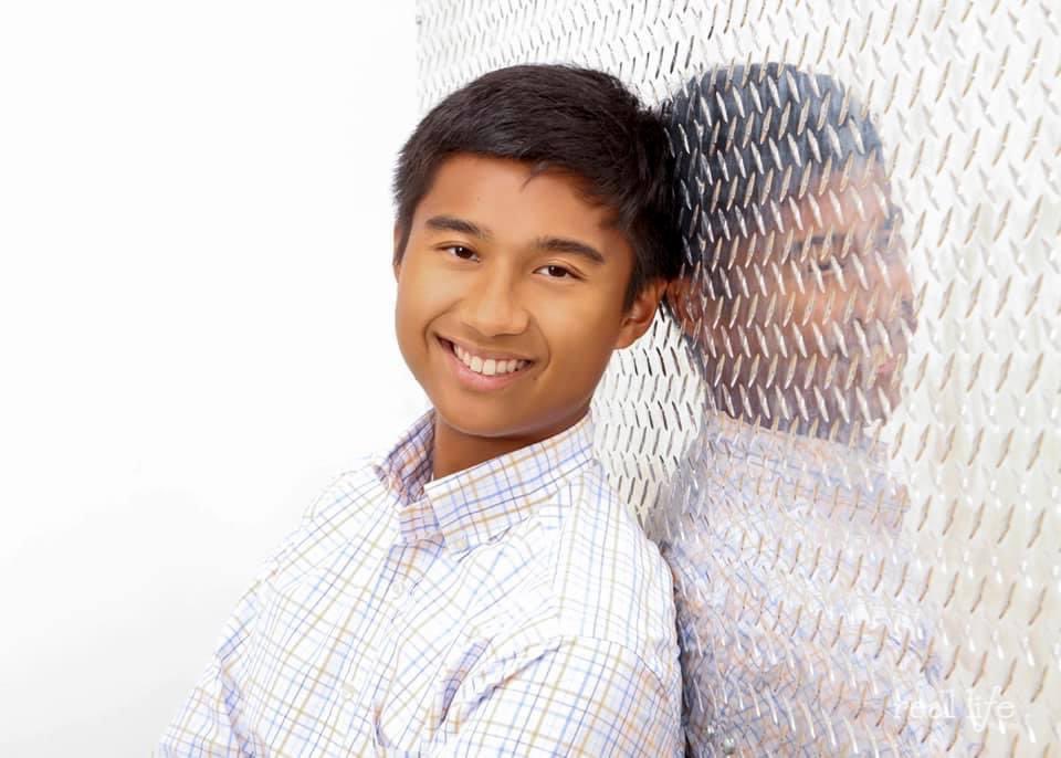 RealLifeStudios's tweet image. Happy Monday RVA!!!  

If we can help you design your perfect senior portrait session let us know. 

#richmondsbestseniorportraits #richmondseniors #richmondphotographer #highschoolseniors #reallifestudios #seniorportraits