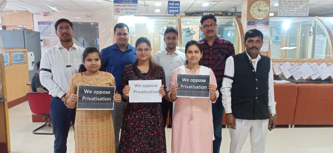 shreysrivas25's tweet image. Voices against Privitisation of banks from Lucknow 
#Savepsb
@alashshukla