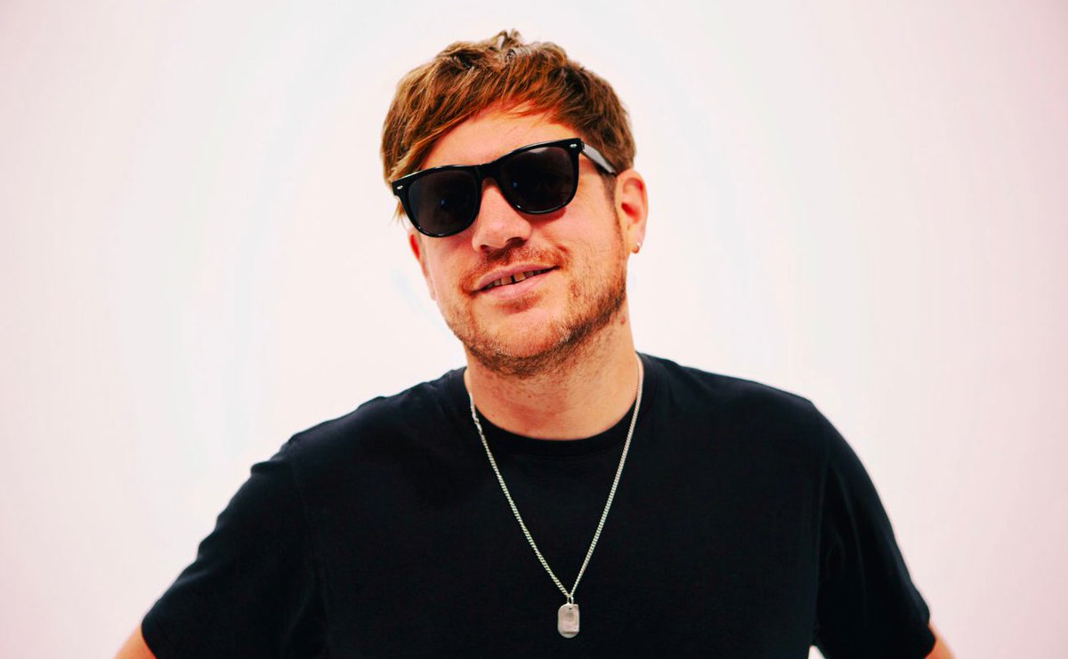 /-\/\/\ - <a href="/CylchgrawnGolwg/">Cylchgrawn Golwg</a> 

"Y gitarydd sydd wedi rocio gyda Liam Gallagher, Jarman… a Mistar Urdd!"
Portread o <a href="/meigwynedd/">Mei Gwynedd</a> 

📲🌍 amam.cymru/golwg/y-gitary…