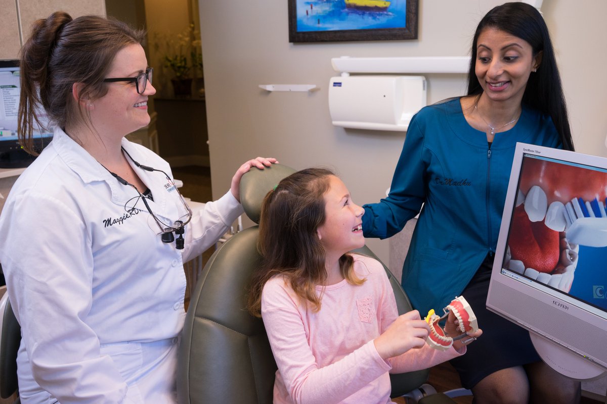 SensitiveCare's tweet image. February is National Children's Dental Health Month! A great opportunity to promote the benefits of good oral health, because developing good dental health habits, including scheduling regular dental visits, helps children get a good start on a lifetime of healthy teeth and gums.