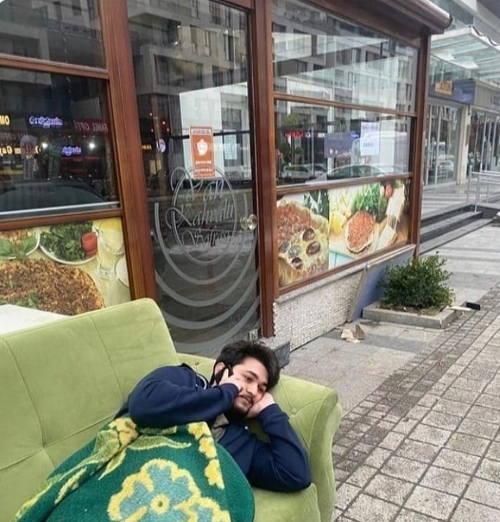 Üzülme yavrum ya düzelir tırnağın..