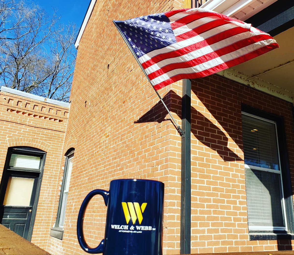 Welch_WelchLaw's tweet photo. Mugshot Monday and Washington's birthday!
#hardworkinglawyers #protectingtheinjured #protectingtheaccused #makingcommunitiessafer #mugshot #coffee #generalwashington https://t.co/M4GL8zxvrh