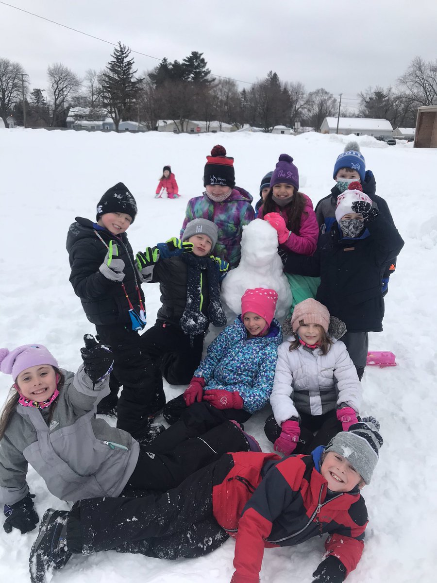When the snow is perfect for building a Snowman! ⛄️ ❄️
