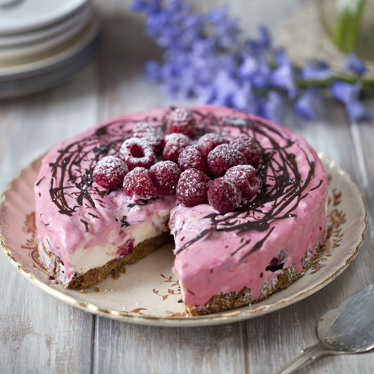 Are you addicted to baking? Many of us discovered new talents during lockdown. From crafts, DIY, gardening or sports. Spend more time doing the things you love by outsourcing your payroll to us! Visit buff.ly/2W1rdpw 

#hobby #enjoylife #outsource