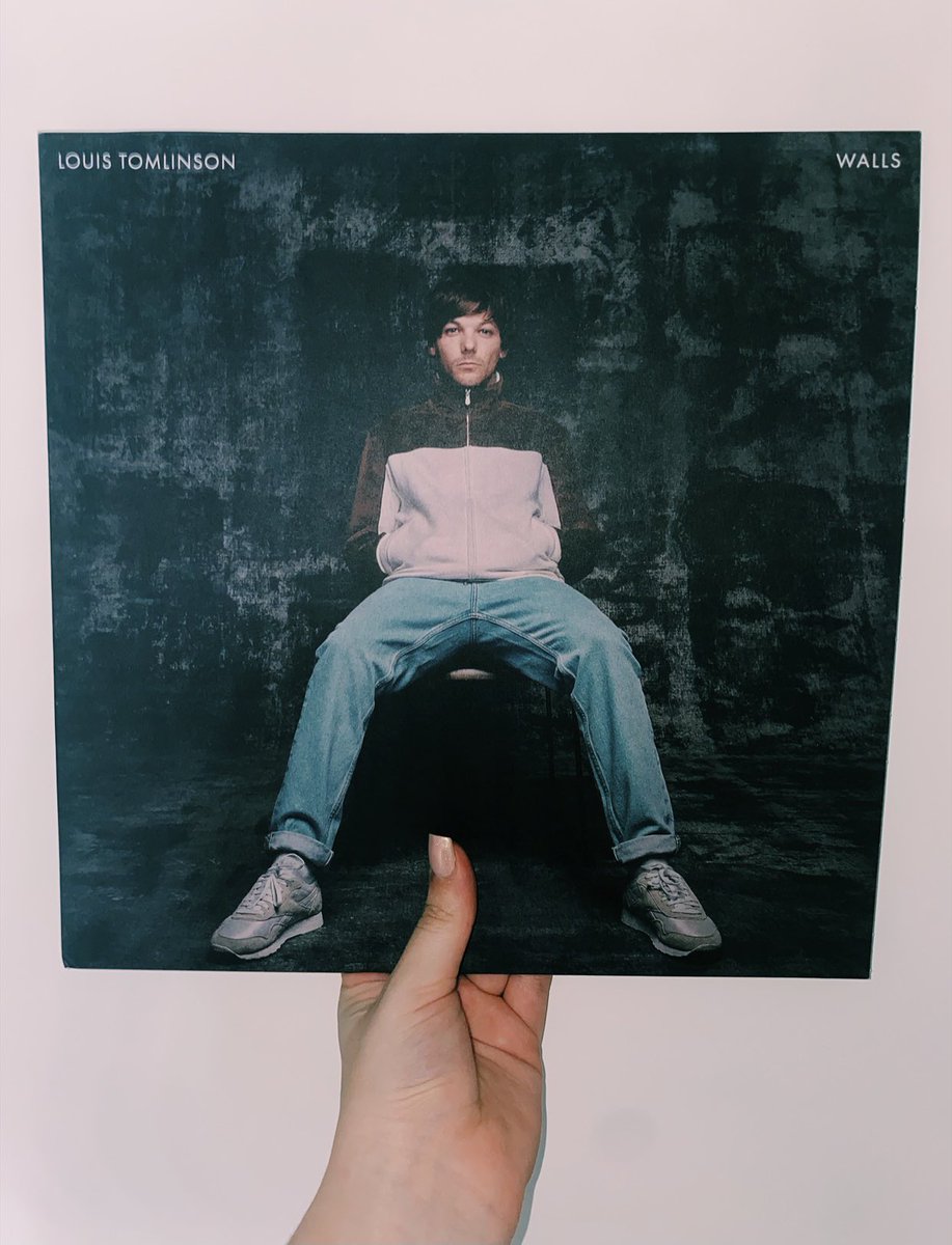 Louis Tomlinson Walls Album Jacket