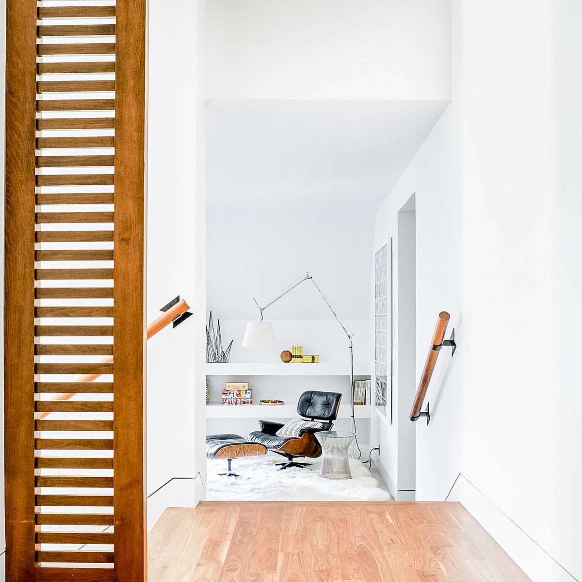 CustomRobert's tweet image. We’ll be here until further notice😴 #RECH #robertelliotthomes #robertelliottcustomhomes