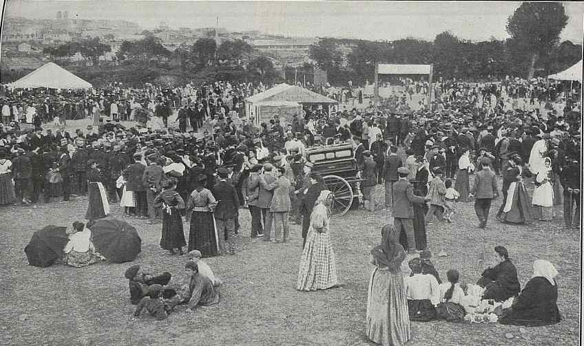 Todo un honor y una delicia trabajar con #EtnografiaYPatrimonio en el informe para la declaracion #BIC de las #FiestasdeSanIsidro en #Madrid #SanIsidro #patrimonioinmaterial #fiestasmadrileñas #fiestasdemadrid #organillo #chotis #madridcastizo #praderasanisidro #vistillas