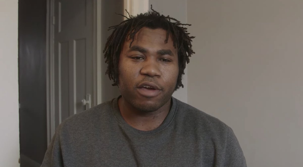 Khaleel Seivwright, the carpenter being sued by the City of Toronto for building shelters for people in encampments, has issued a statement.

"Instead of working with me, the City sued to stop me from building and relocating the tiny shelters."

Please RT.
youtube.com/watch?app=desk…