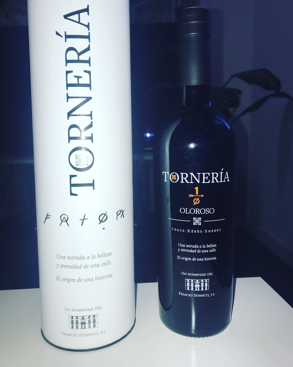 Recibo en mi bodega esta joya de  #Oloroso de un proyecto súper chulo que <a href="/enoloJISH/">José Ignacio Santiago Hurtado 𝐉𝐈𝐒𝐇</a> desarrolla para #morafigueroadomecq. Procedencia <a href="/SanchezRomate/">Sánchez Romate</a> y una crianza de más de 80 años. Lujazo 😍😋