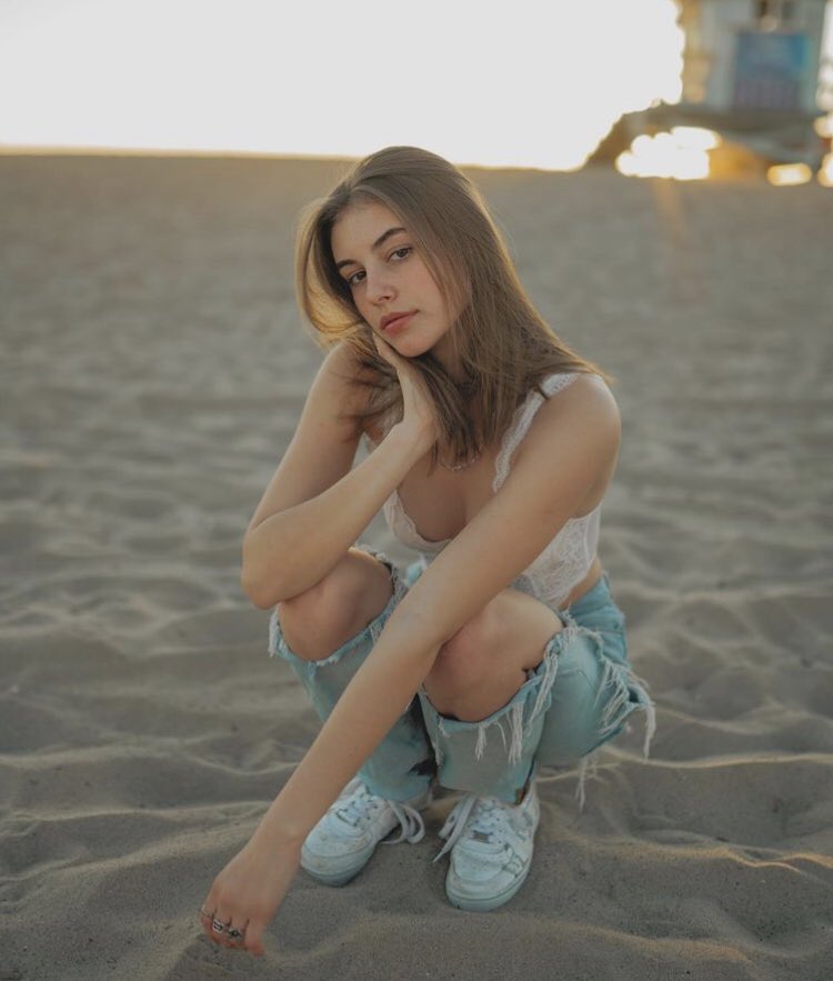 wreasleyr's tweet image. ⠀⠀­­⠀ ⠀𓆤 • ━┉ 𝐀𝗹𝘁𝗲𝗿𝗻𝗮𝘁𝗶𝘃𝗲 壞 𝐒𝗵𝗮𝗽𝗲 
⠀⠀­­⠀ 𝗍𝗁ı𝗌 ı𝗌 𝗁ⱺɯ ❪ 𝗍o 𝖻e α 𝗵𝗲𝗮𝗿𝘁𝖻𝗋𝖾α𝗄𝖾𝗋