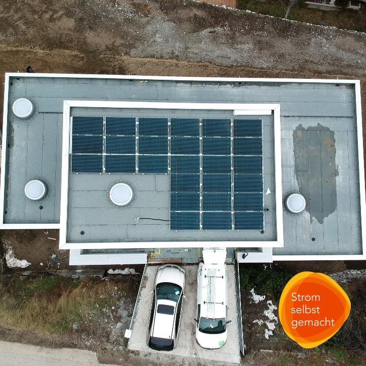 winsun_AG's tweet photo. 8.37 kWp Photovoltaik-Anlage von Stefanie &amp; Oliver Brenner-Oggier in Leuk ans Netz geschlossen. 
#stromselbstgemacht #solarhero

Mehr Referenzen: https://t.co/v3ONvNTOB9 https://t.co/RgrpGy1GCD