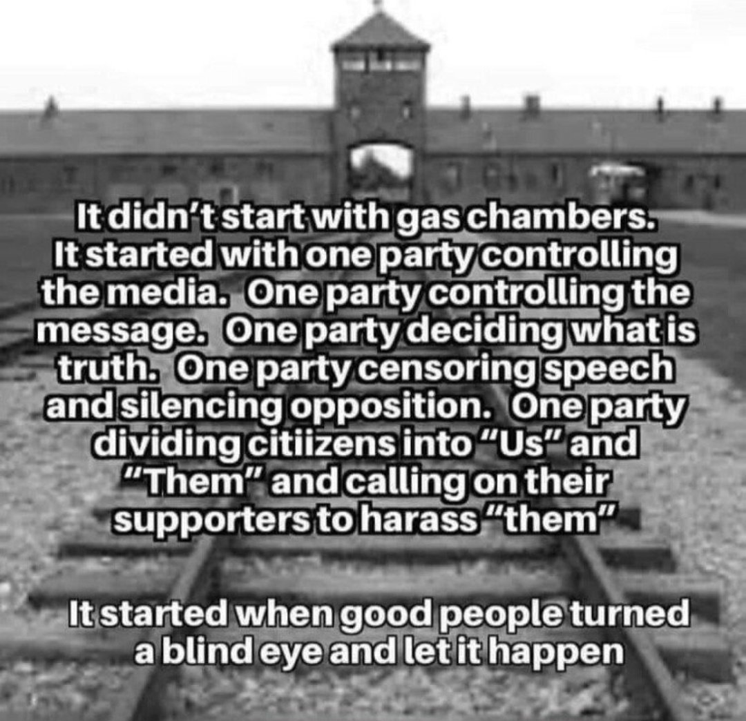 piggylou73's tweet image. #liberalsAreFascists #EliteRulingClass #gulags are coming