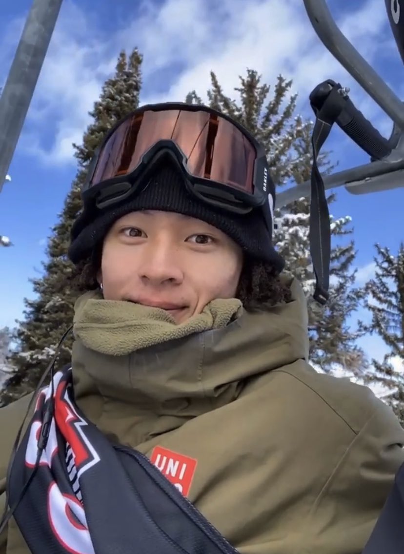 skyhole1234's tweet photo. 整い過ぎて、スクショTwitterにも保存投稿〜💖　ジェイクのストーリーより🇺🇸コロラドアスペン。
🏂🛹頑張って🔥　#平野歩夢　#ayumuhirano #スノーボード　#snowboard #jakepates #fis 

https://t.co/4KuguPhvjo… https://t.co/G7saMLKkx9