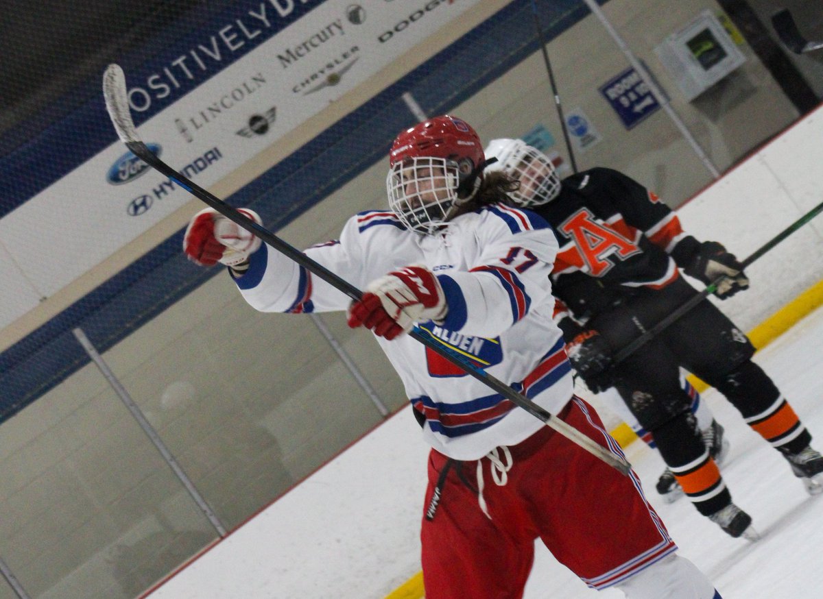 GAMEDAY
🆚 Depew
📍Harborcenter
🕰️ 8:30pm